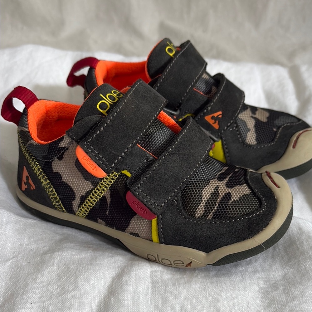 Plae Kids Camouflage Sneakers - Black and Orange